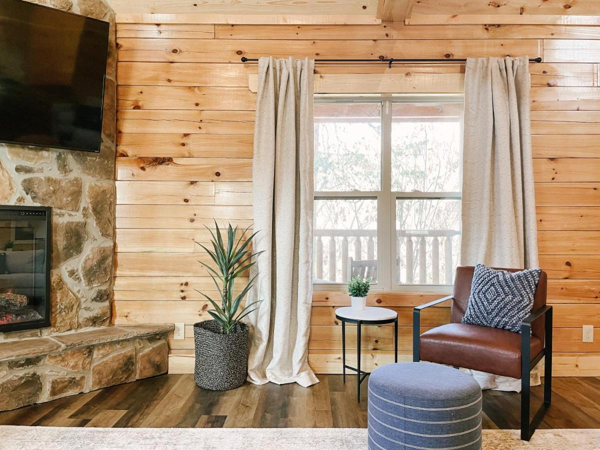 Timber Wheat Retreat - Hot Tub, Community Pool, Game And Theater Room Sevierville Exteriér fotografie